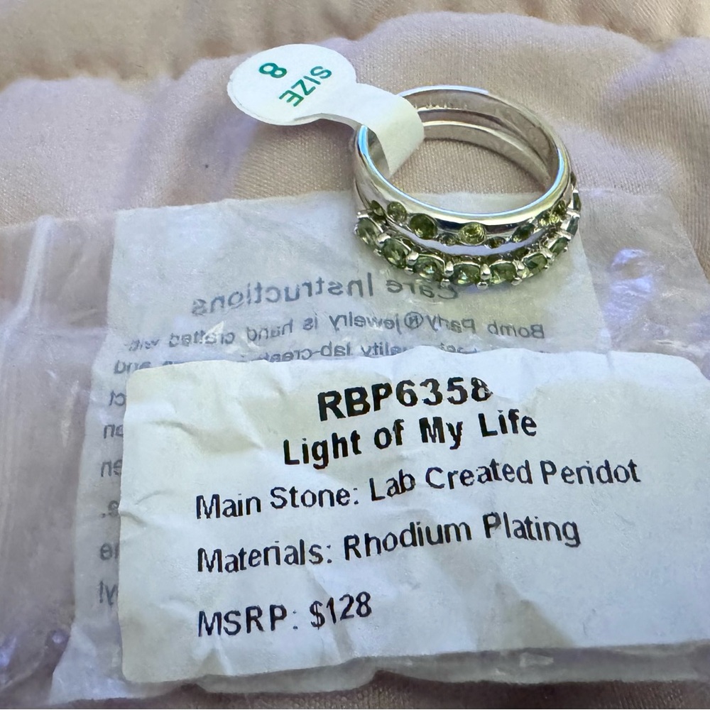 Elegant Peridot Rhodium-Plated Ring